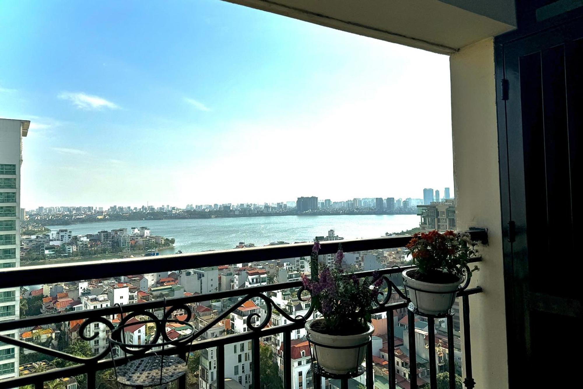 D'Leroi Soleil - Westlake Suite & Apartment 河内 外观 照片